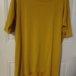 LuLaRoe Mustard Yellow Top